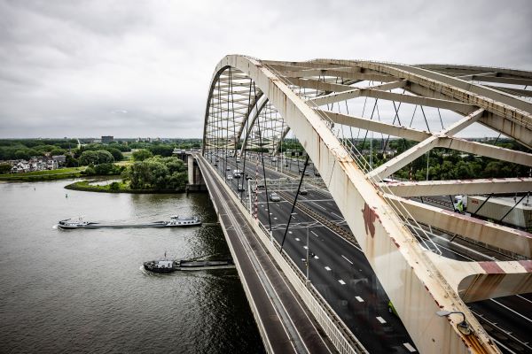Rijkswaterstaat start nieuwe aanbesteding Brienenoordbrug
